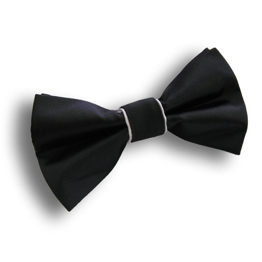 BLACK & WHITE BOW TIE