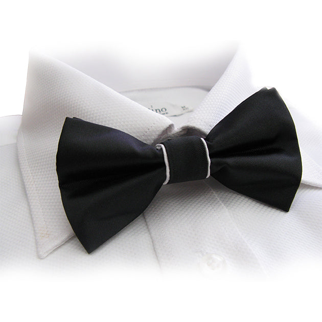 BLACK & WHITE BOW TIE