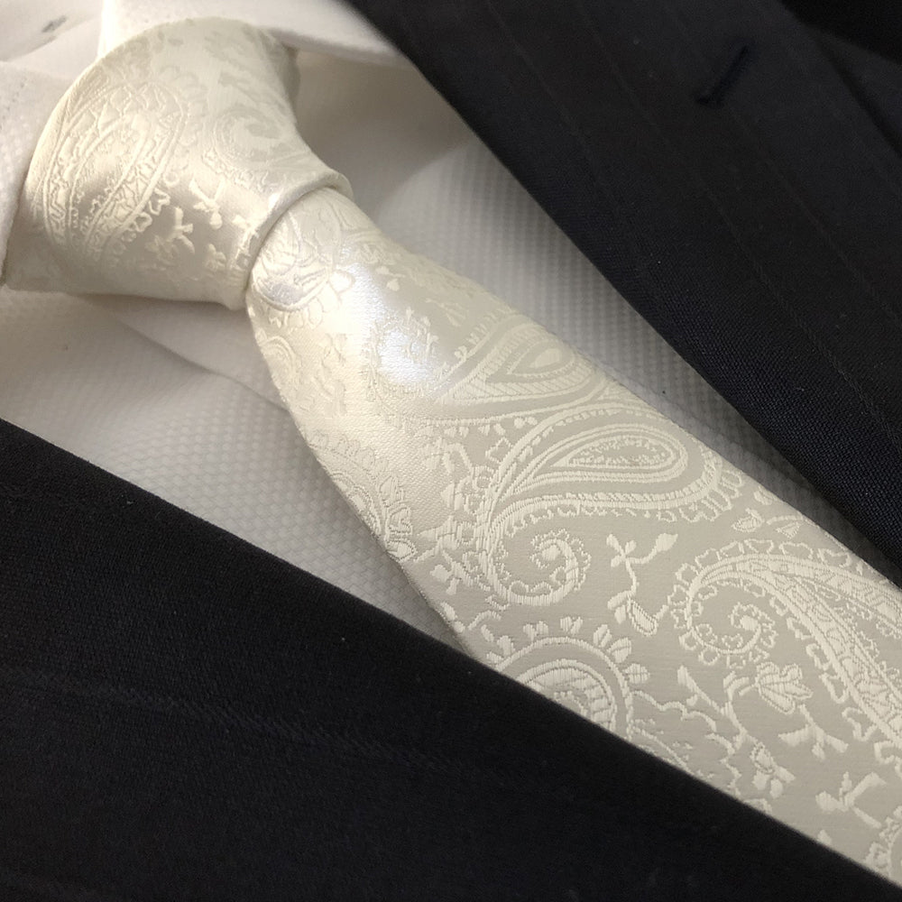 “IVORY PAISLEY” SKINNY POLYESTER TIE